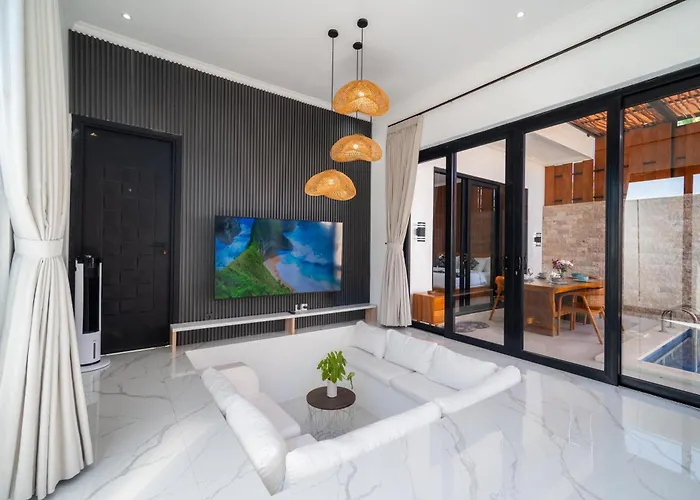 Villa Toograss Close To Black