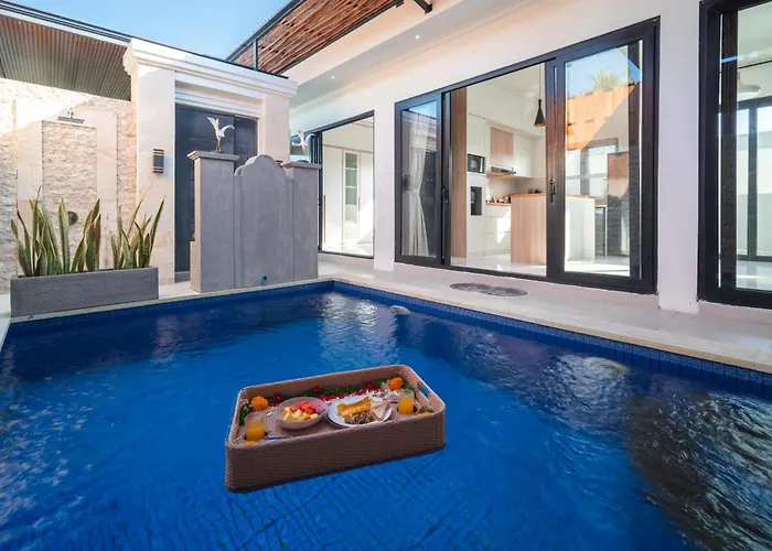 Villa Toograss Close To Black